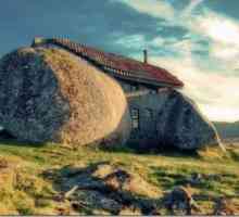 Будинок в камені (stone house). Гюемараес, португалія