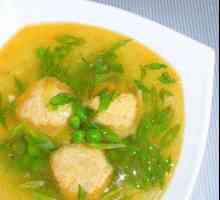 Гороховий суп з червоною рибою