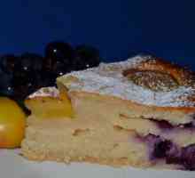 Йогуртовий пиріг з нектаринами і виноградом