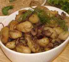 Як згасити гриби з картоплею