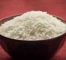 Як приготувати рис, щоб не злипався
