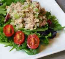 Як приготувати салат з тунцем і квасолею
