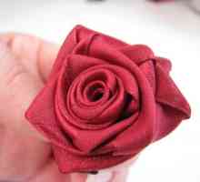 Як зробити трояндочки з стрічок