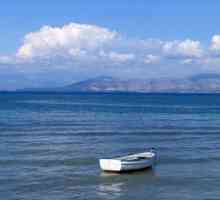 Які моря омивають грецію