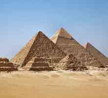 Які знамениті споруди в єгипті