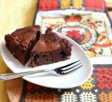 Шоколадний пиріг з додаванням вишні і перцю