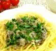 Спагеті з грибним соусом