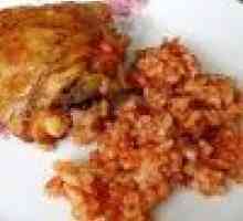 Томатний рис з куркою під молі «еспаньол»