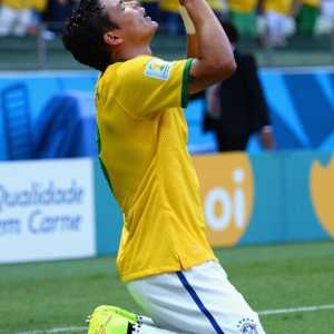 1/4 Фіналу чм 2014 з футболу: бразилія - ​​колумбия