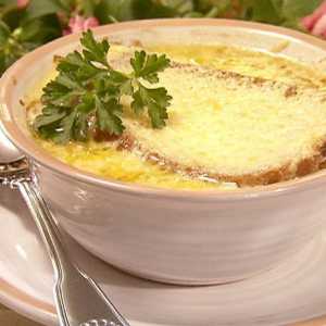 Французький цибульний суп в мультиварці