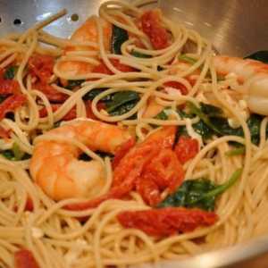 Як готувати спагетті з креветками