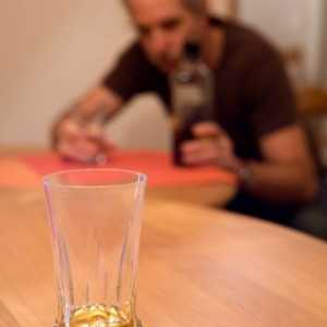 Як позбавити людину від алкоголізму