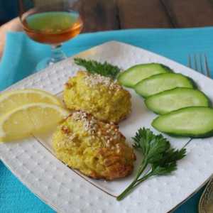Як приготувати рибні котлети з сиром і цвітною капустою