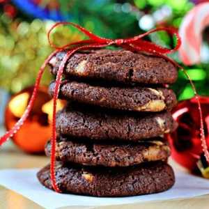 Як приготувати шоколадне печиво з горішками