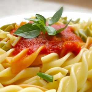 Як приготувати томатний соус для спагетті