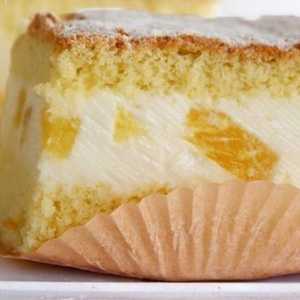 Як приготувати торт з сирним кремом та ананасами