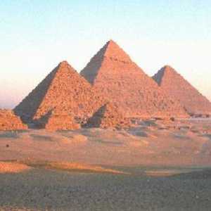 Як зробити піраміду хеопса