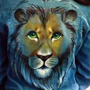 Як прикрасити джинсову куртку