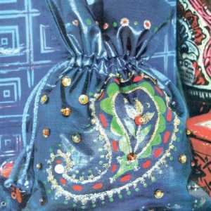 Як прикрасити сумку в східному стилі