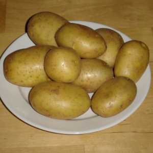 Як варити картоплю в мундирі