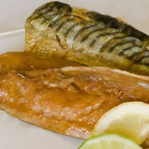 Як запекти смачно рибу в духовці