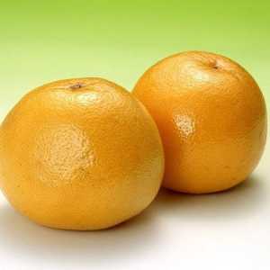 Які вітаміни містяться в апельсині