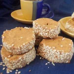 Карамельно-кавове печиво в кунжуті