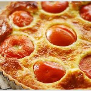 Відкритий пиріг з помідорами