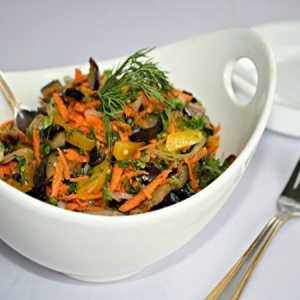 Овочевий салат зі смаженими баклажанами