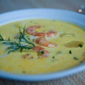 Сирний суп з креветками