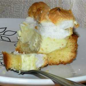 Торт з сирно-зефірної кремом