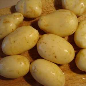 Тушкована картопля: як готувати смачно