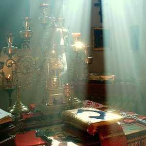 Внутрішнє оздоблення вівтаря православного храму